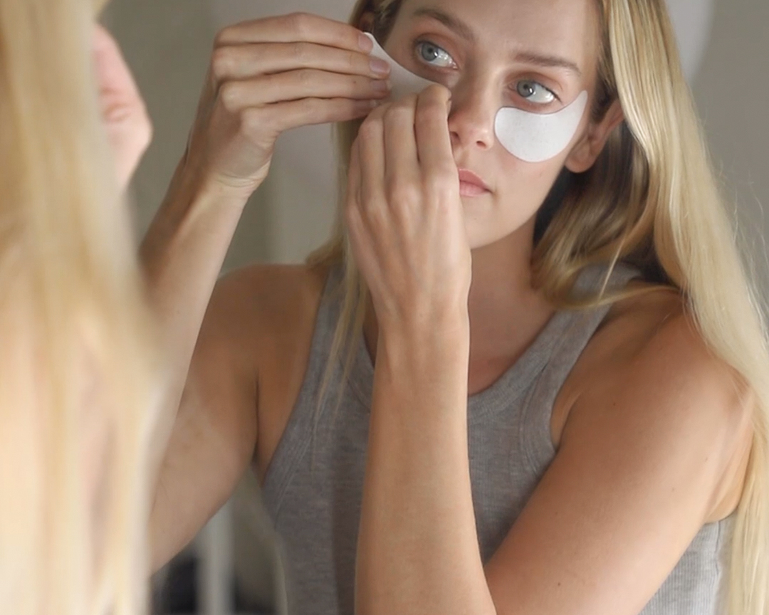 How to Instantly Reduce Eye Bags: Expert Tips and Skyn Iceland’s Fast-Acting Solutions