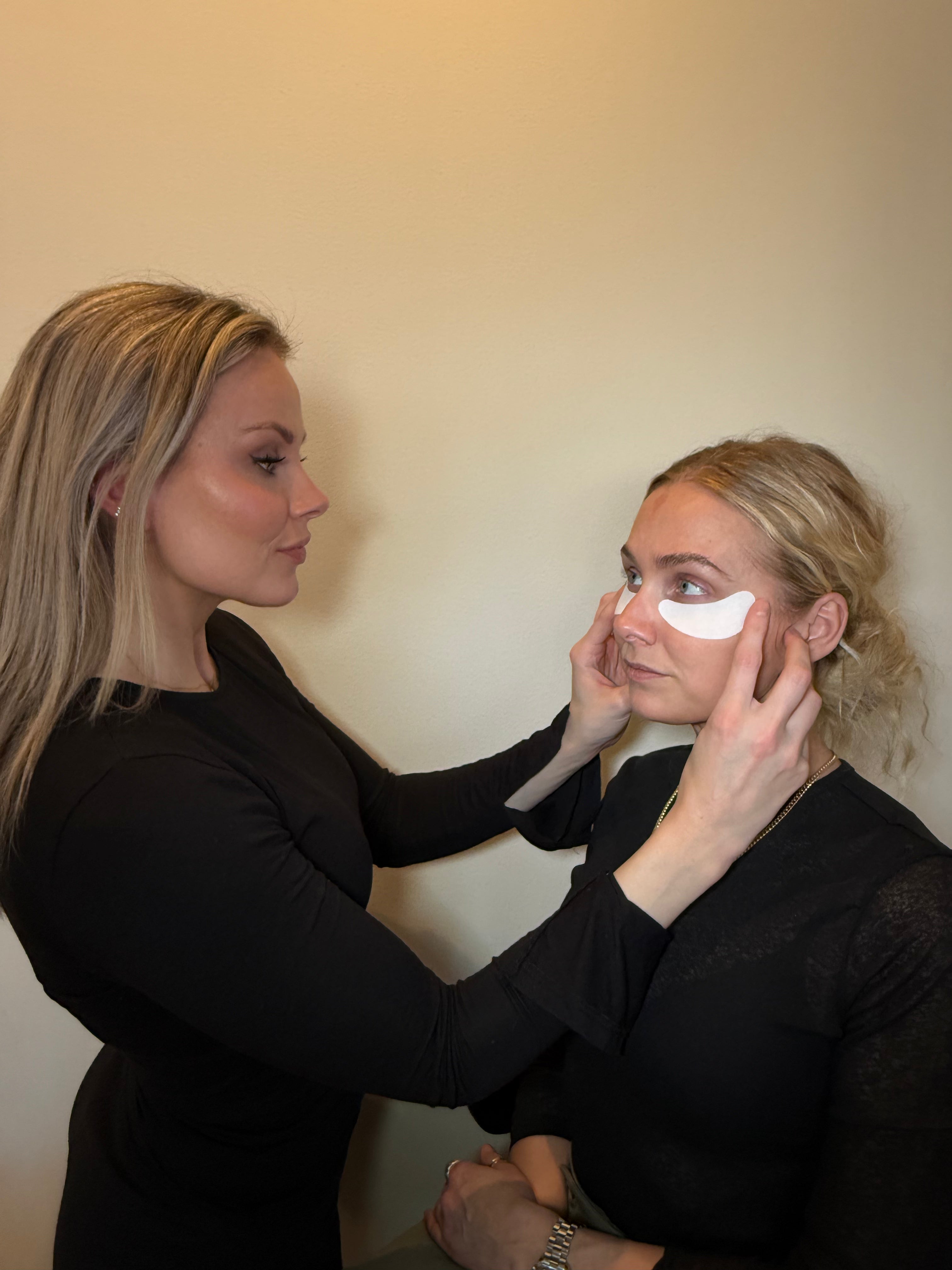 What Makes an Eye Mask Good for Pre-Makeup Prep?