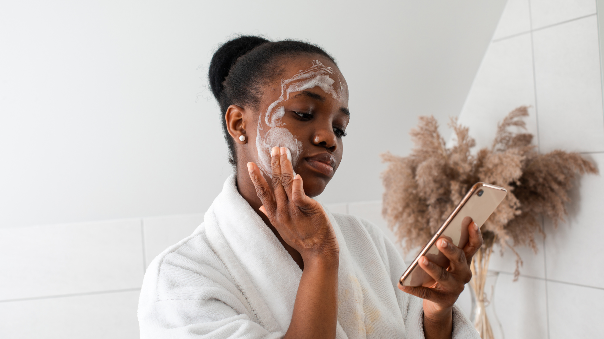 Why SPF Isn't Enough: The Complete Morning Skincare Routine for Urban Environments