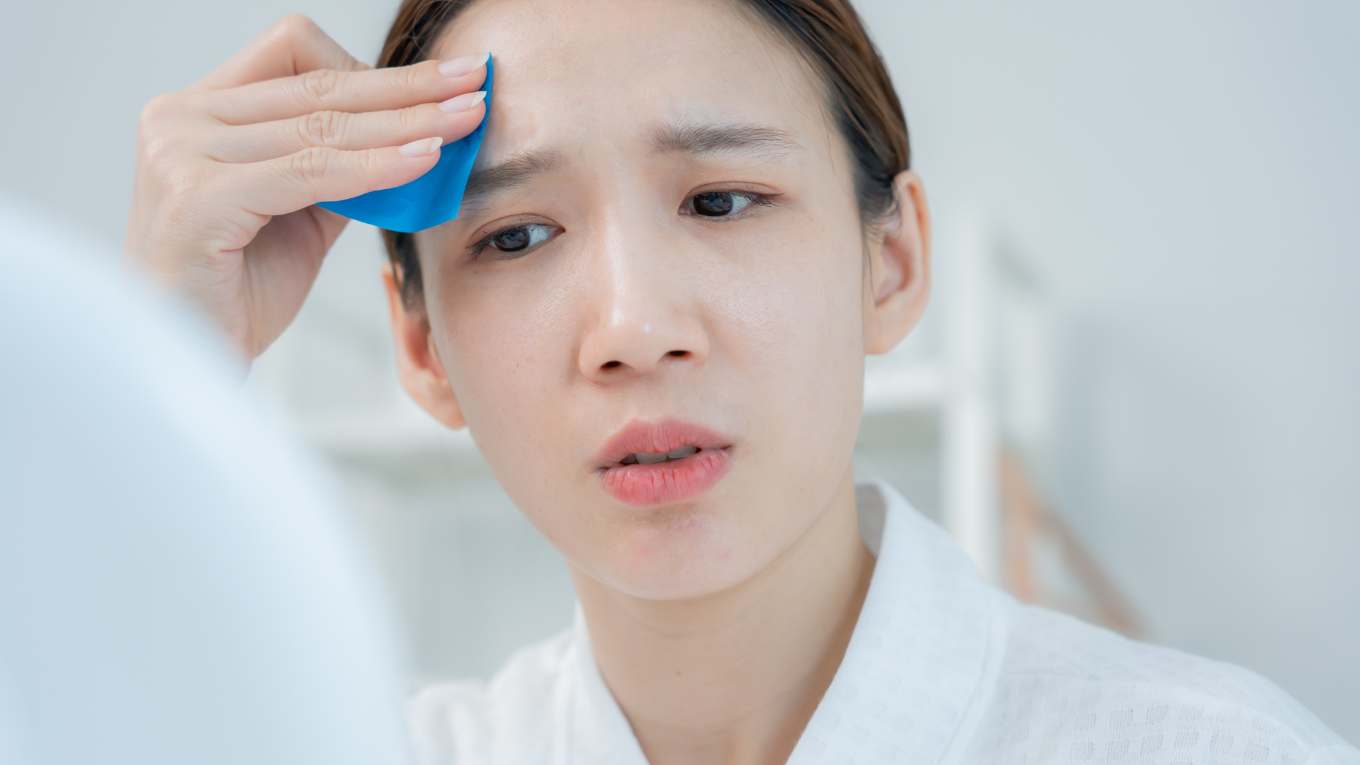 The Heat Effect: Why Your Skin Gets Oily in Summer and How to Cool It Down