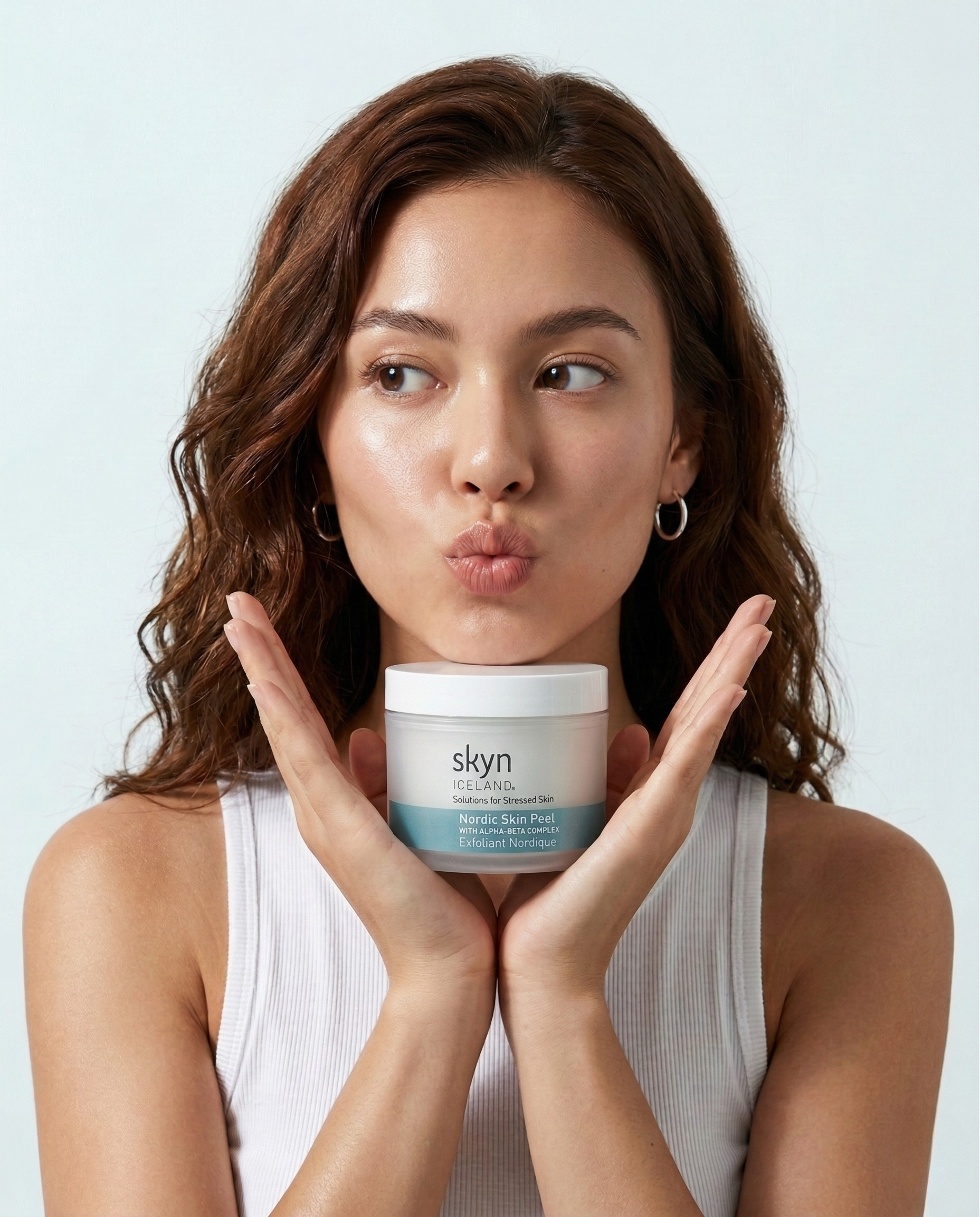 Best Clean Beauty Brands for Sensitive Skin (And How Skyn Iceland Compares)