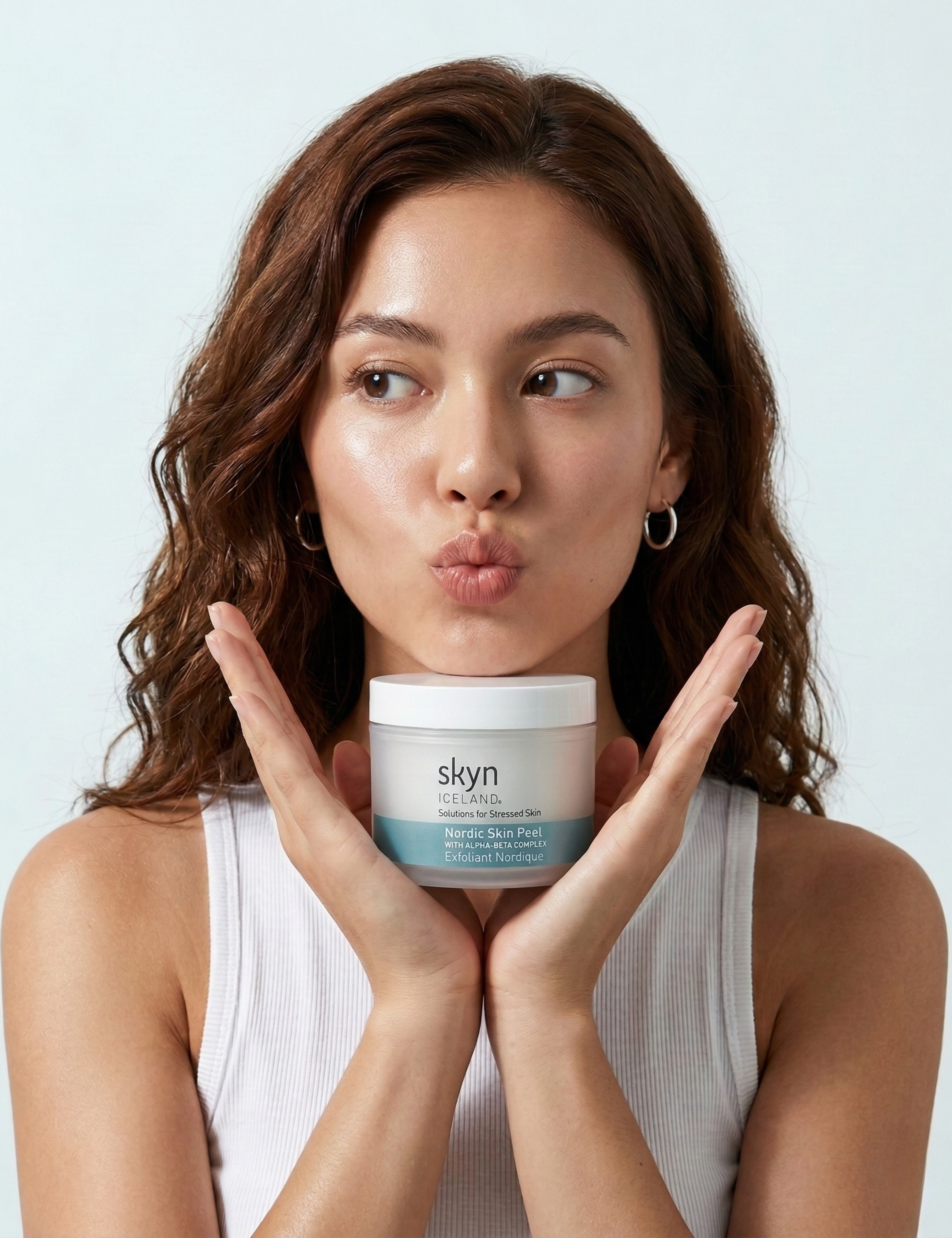 Best Clean Beauty Brands for Sensitive Skin (And How Skyn Iceland Compares)