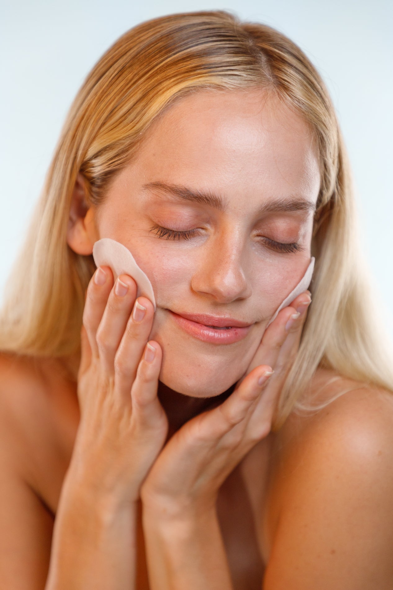 How to Use Nordic Skin Peel Safely for Smooth & Calm Skin