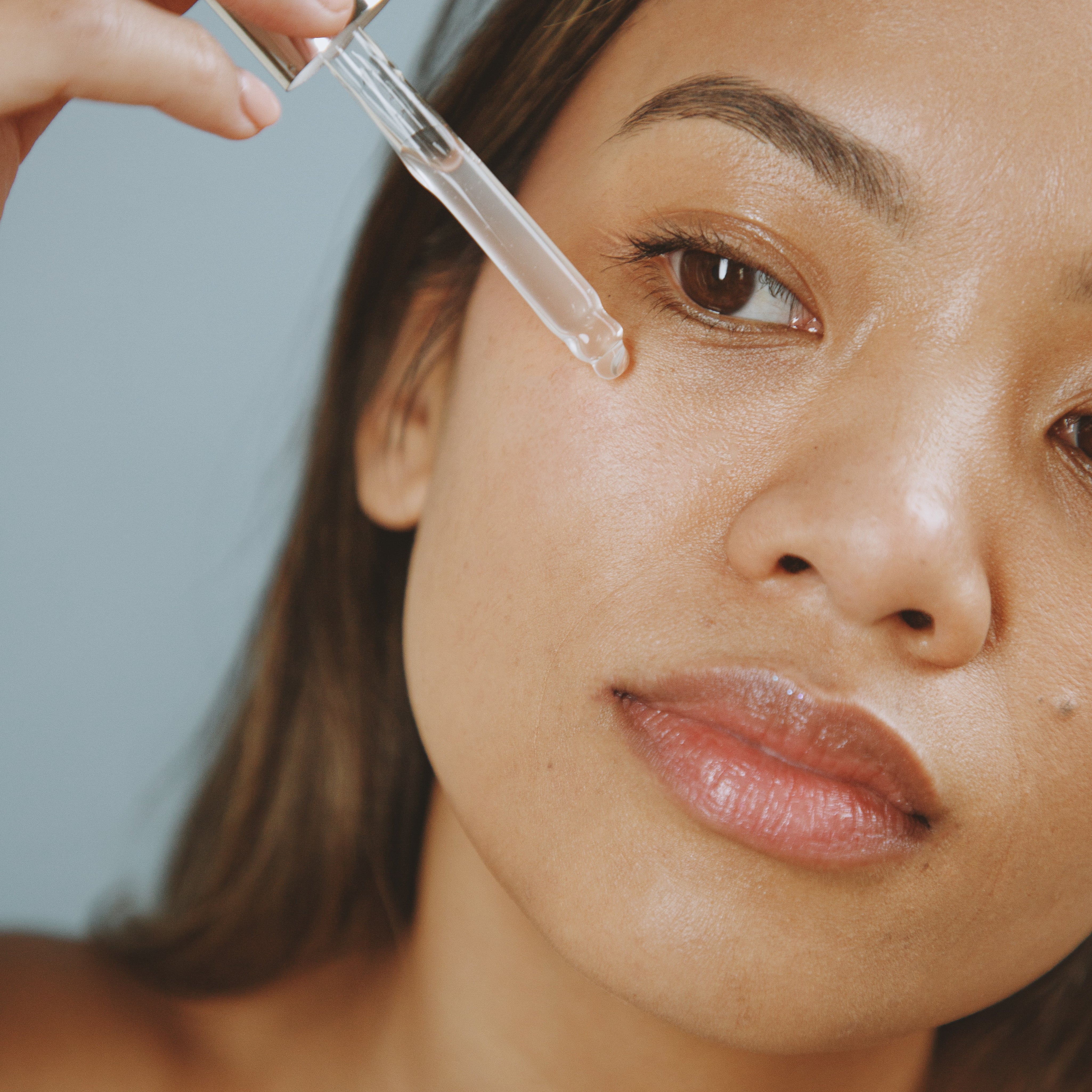 Brightening_Eye_Serum_Model_2_-_Perpetual_rights.jpg