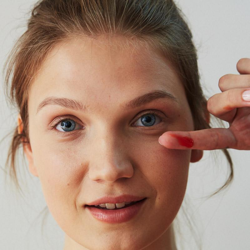 Photo of Model with Icelandic Youth Serum on